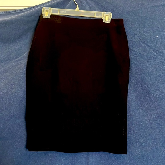 St. John size M black pencil skirt with cut outs on the bottom side slit - Picture 5 of 8